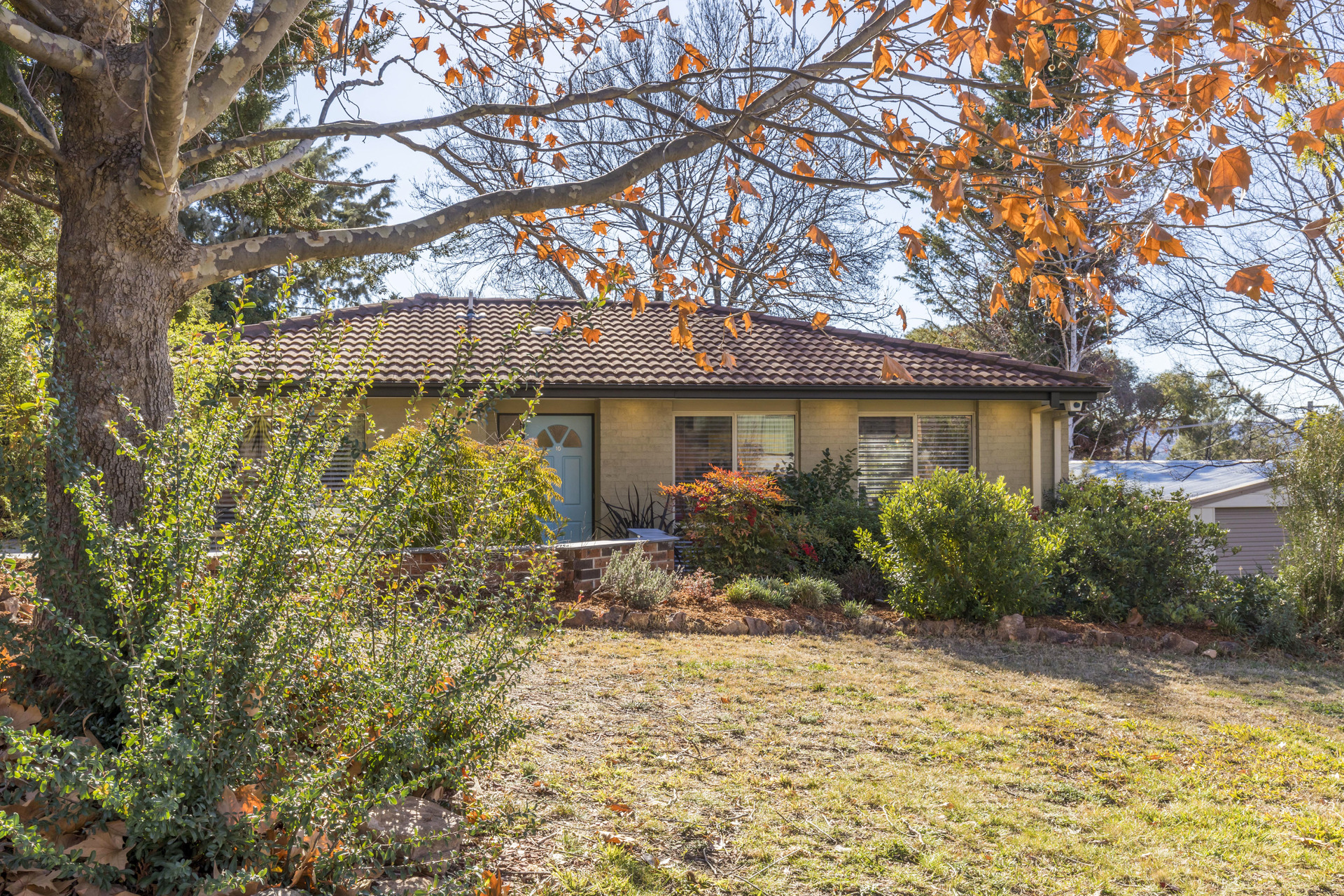 10 Louis Loder Street, Theodore ACT 2905 Luton Properties