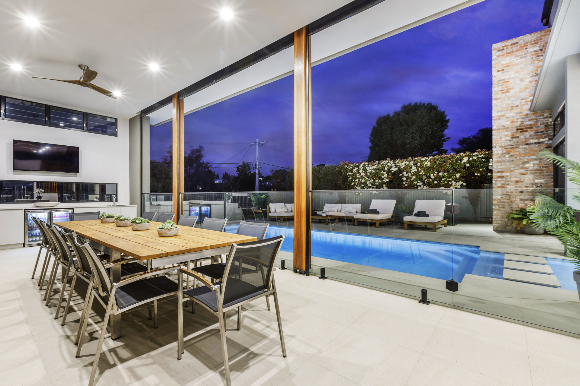 15 Goble Street, Hughes ACT 2605 Luton Properties