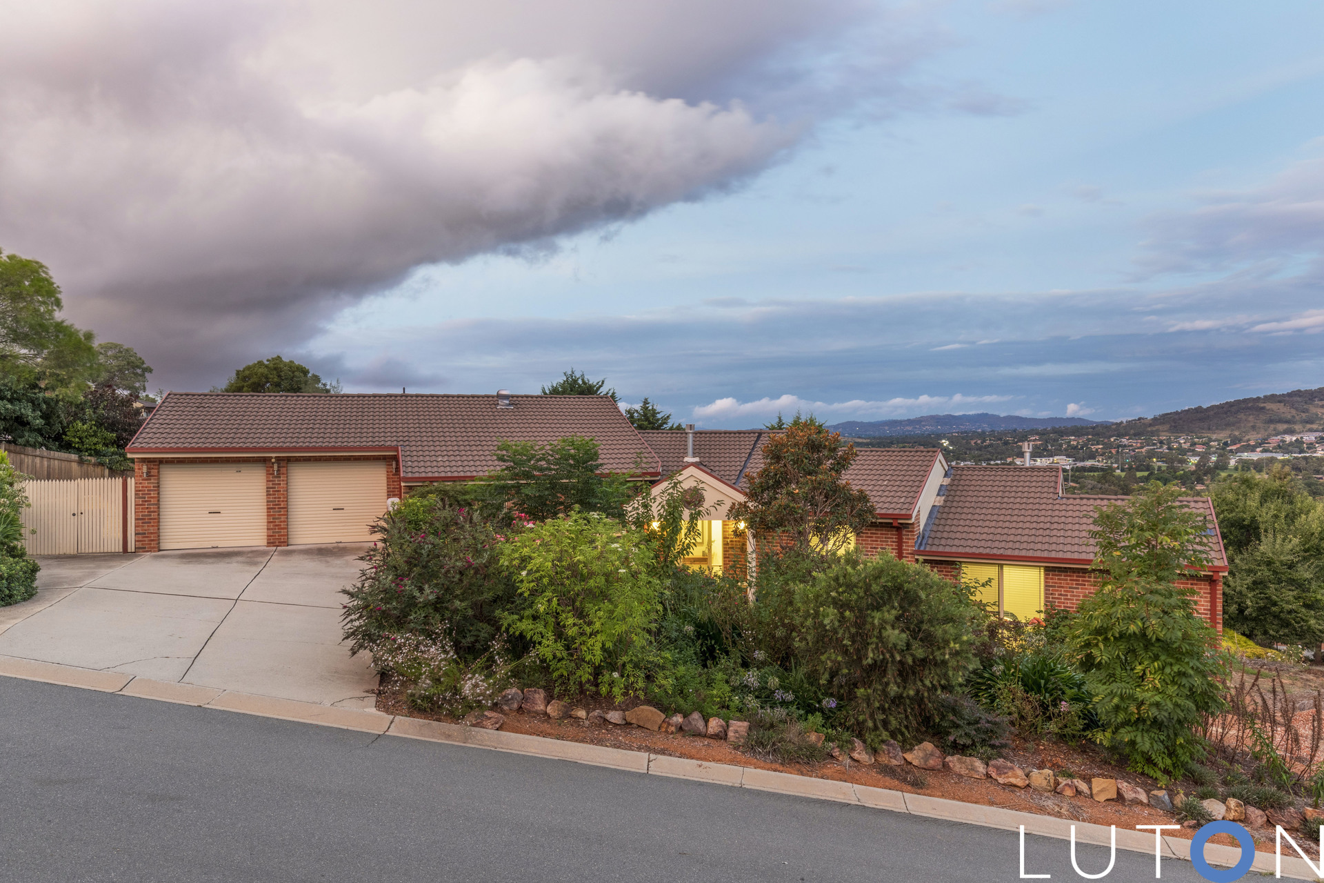 6 Stan Ray Street, Gordon ACT 2906