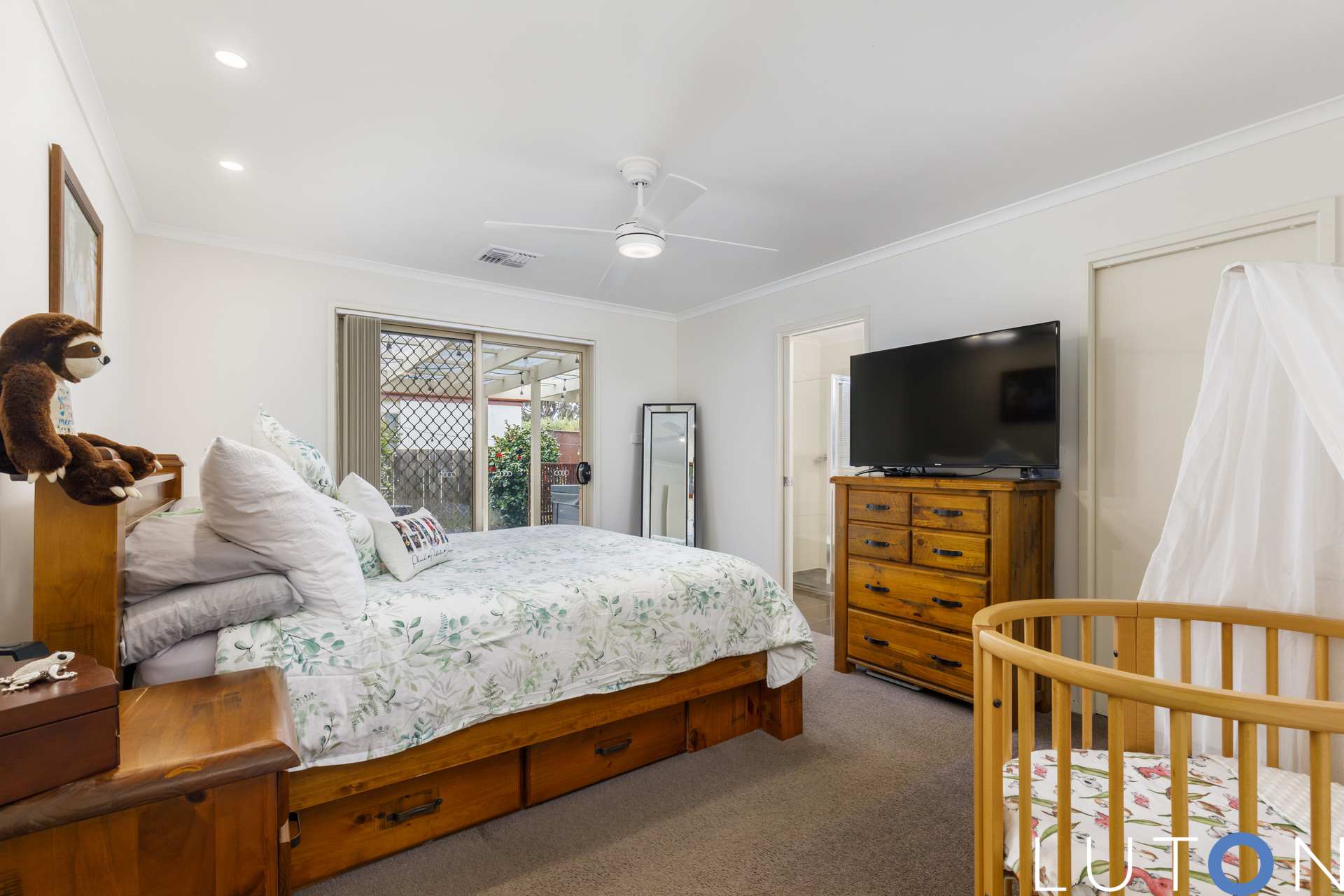 9 Howmans Street, Harrison ACT 2914