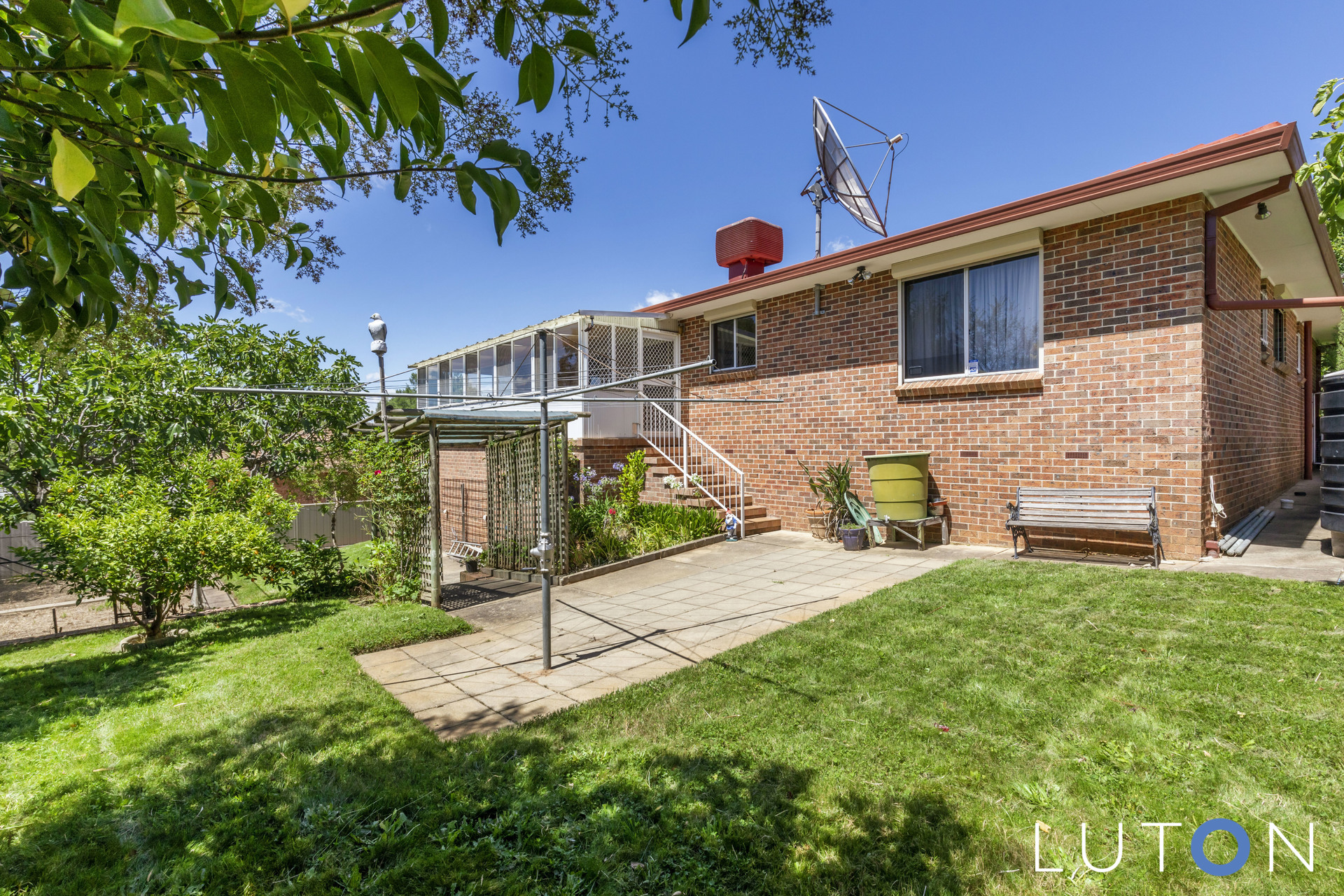8 Claxton Crescent, Lyneham ACT 2602 Luton Properties