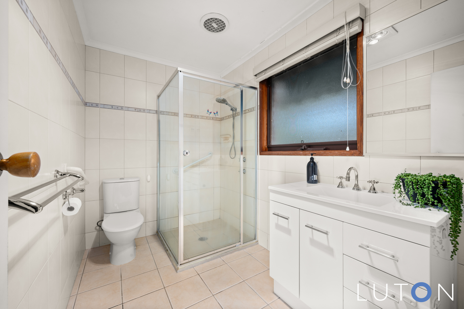 6 Lamble Place, Oxley ACT 2903