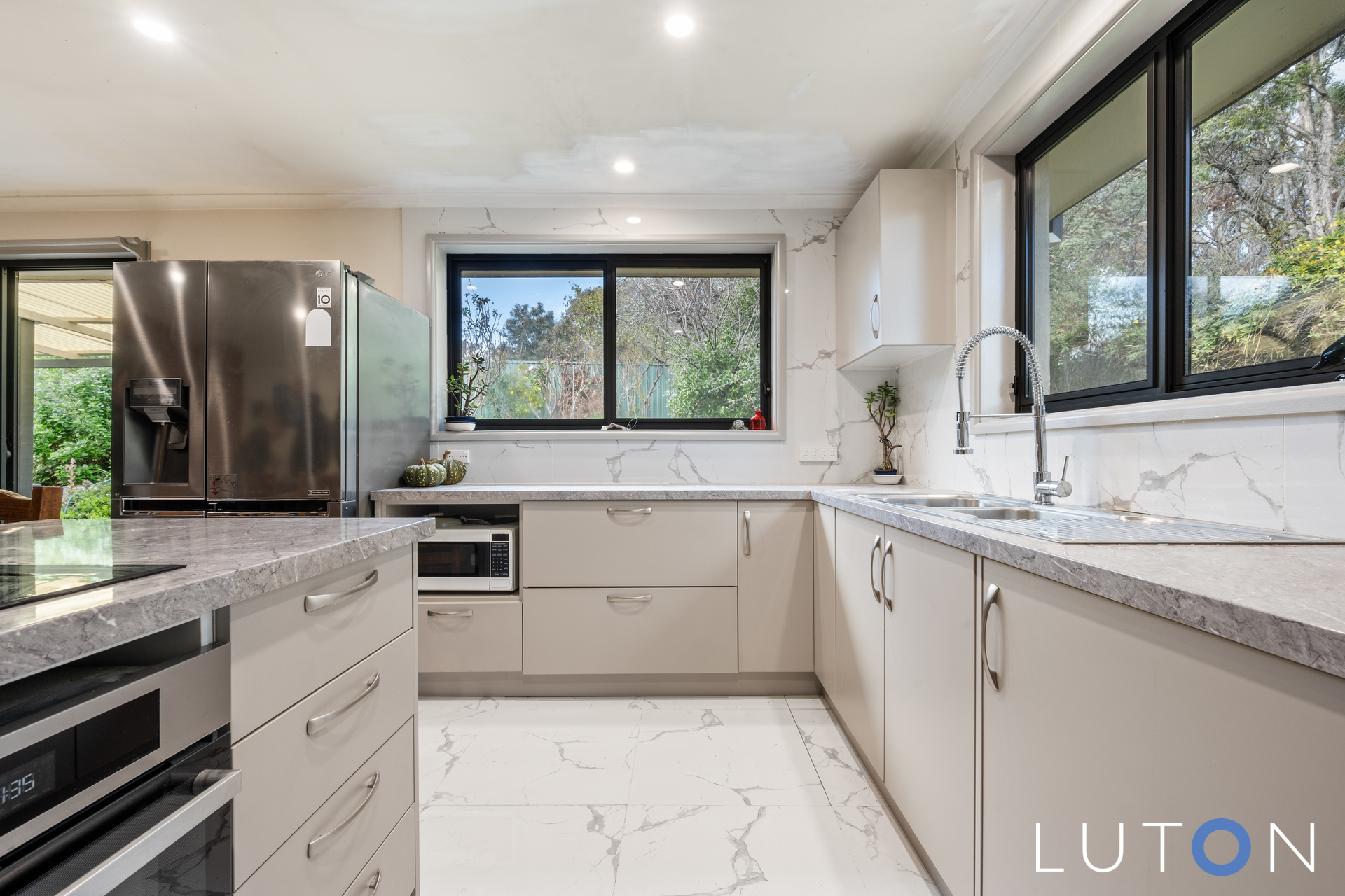 16 Arrietta Close, Charnwood ACT 2615