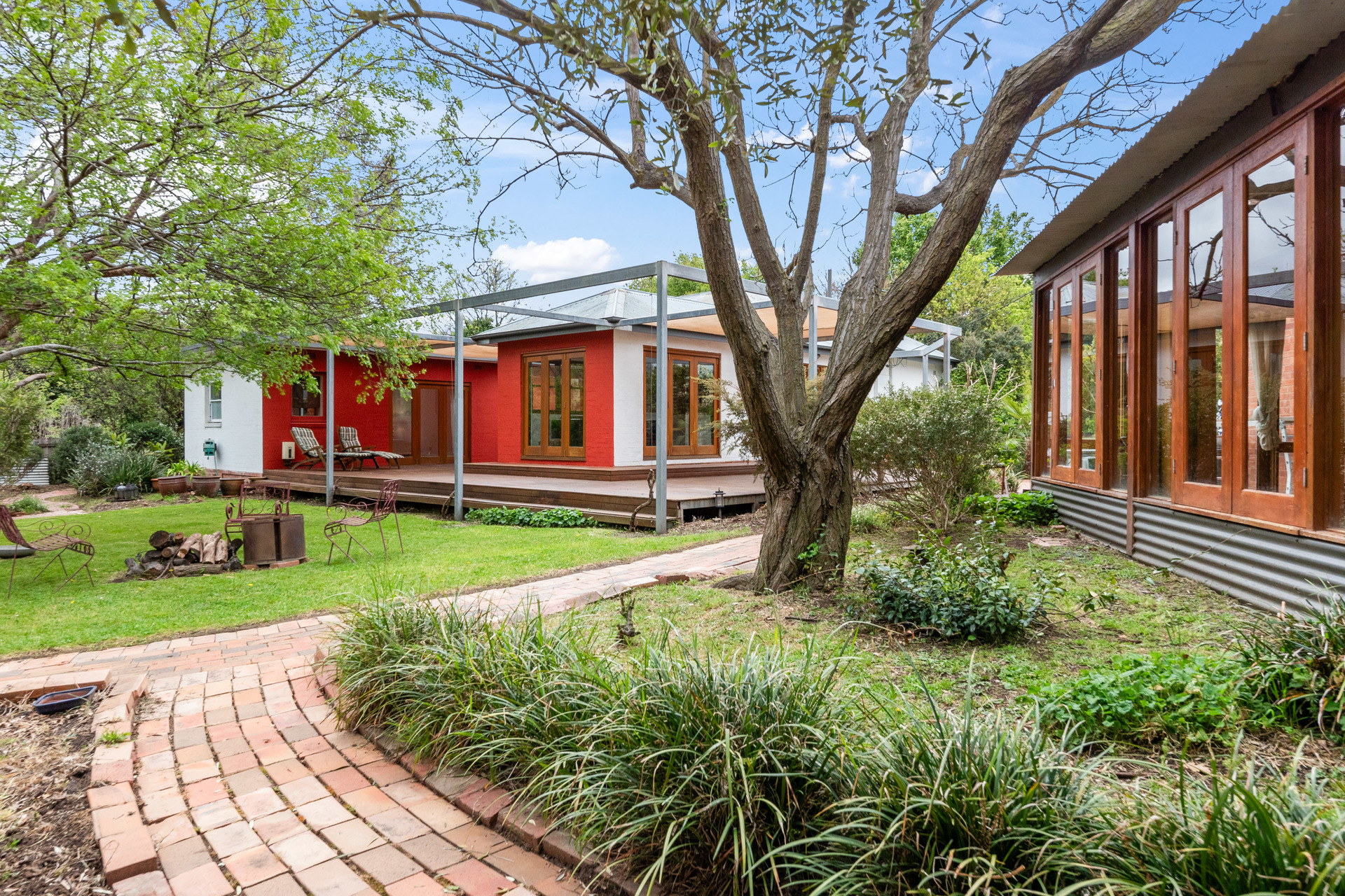 80 Wakefield Gardens, Ainslie ACT 2602 Luton Properties