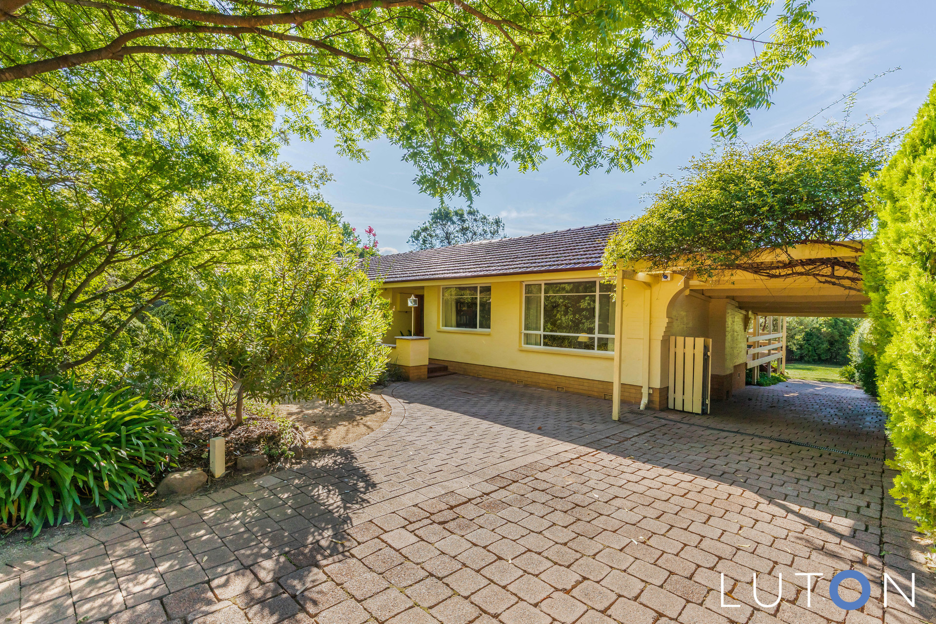 20 Morehead Street, Curtin ACT 2605