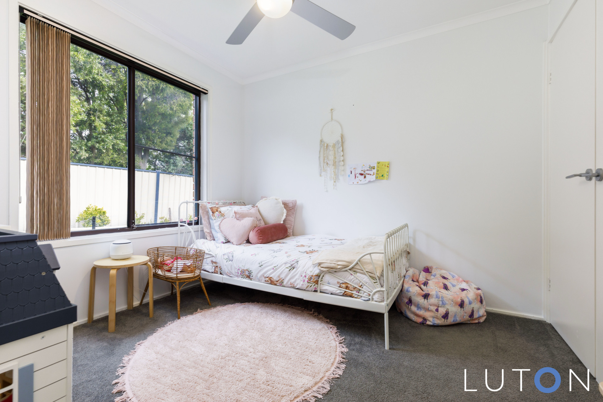 8 Hollis Place, Gordon ACT 2906