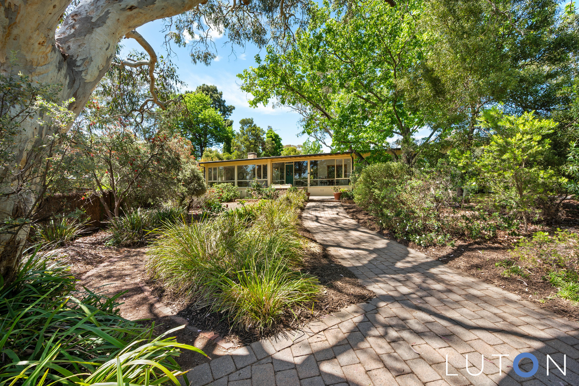 11 Robe Street, Deakin ACT 2600