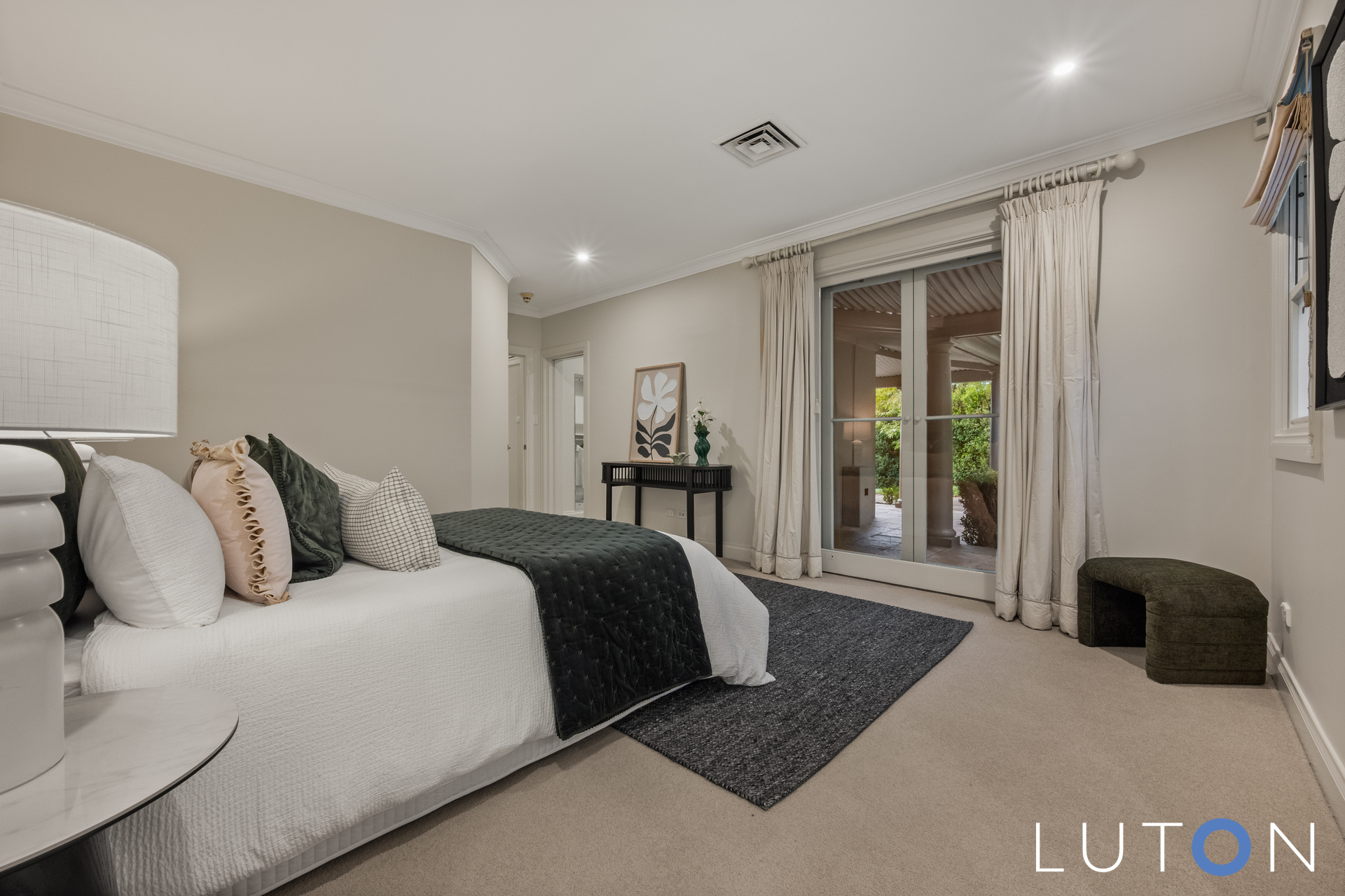 Photo of 126 Schlich Street,, Yarralumla
				
						ACT
			2600