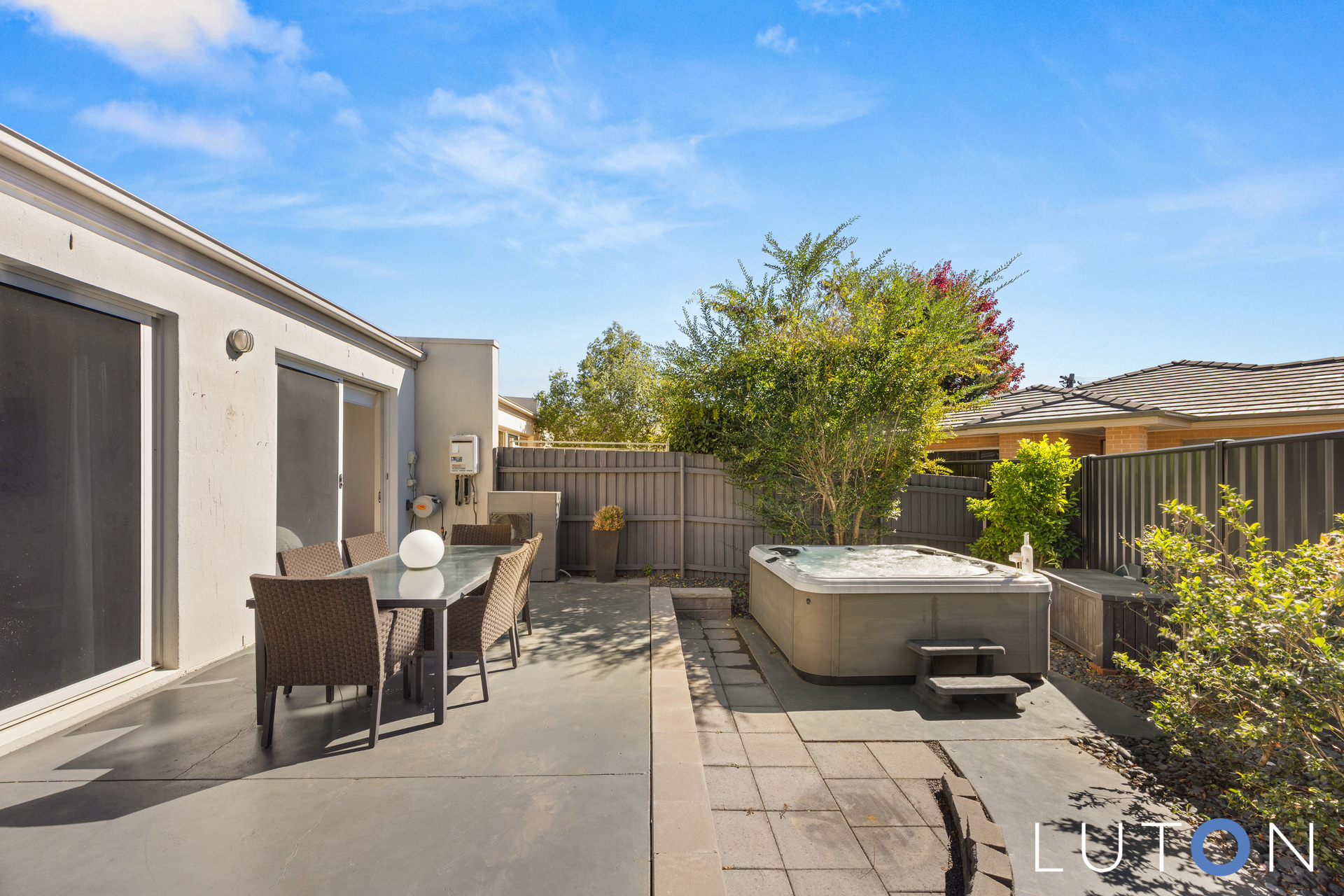 Photo of 8/31 Tallara Parkway,, Narrabundah
				
						ACT
			2604