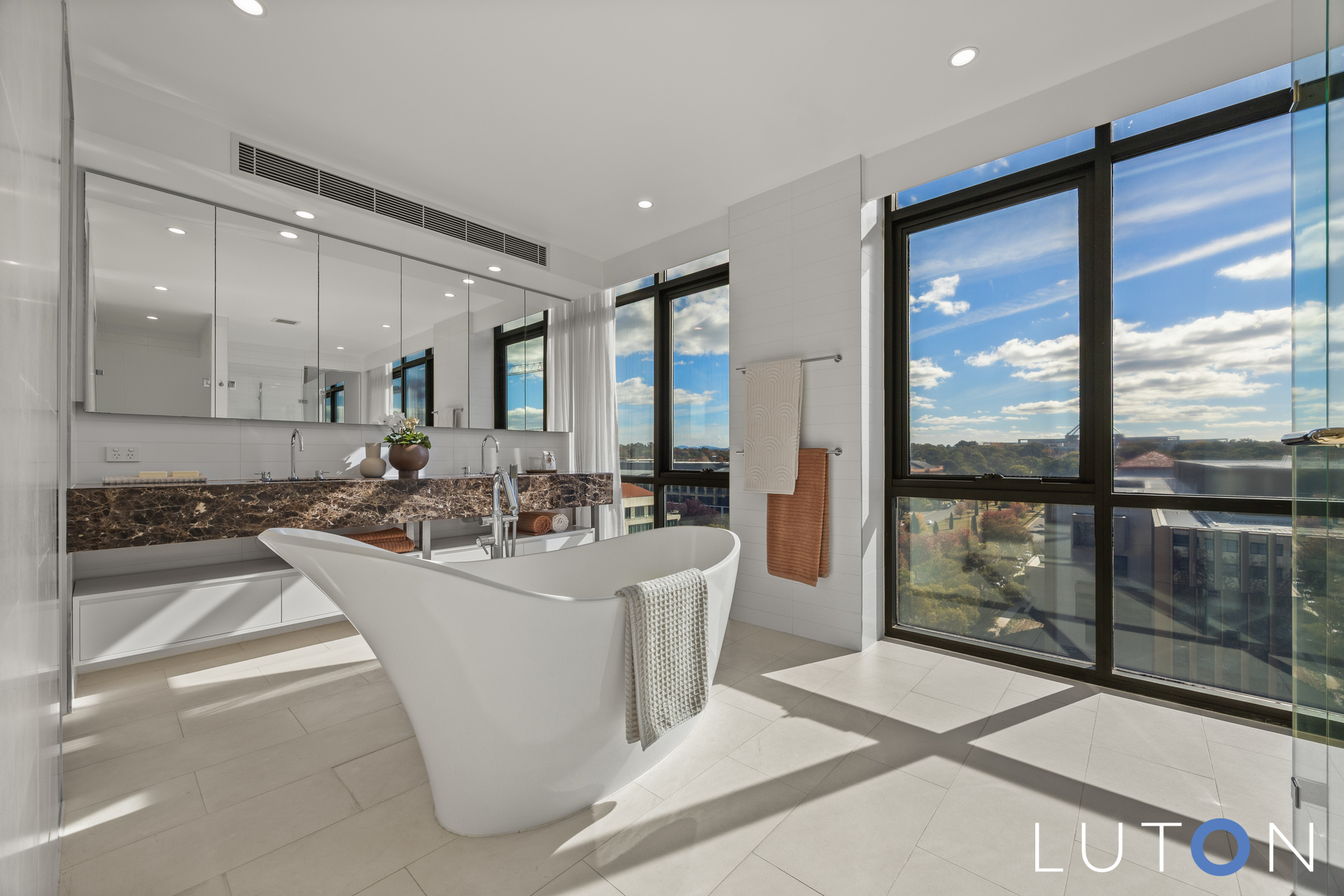 Photo of 26/11 Sydney Avenue,, Barton
				
						ACT
			2600