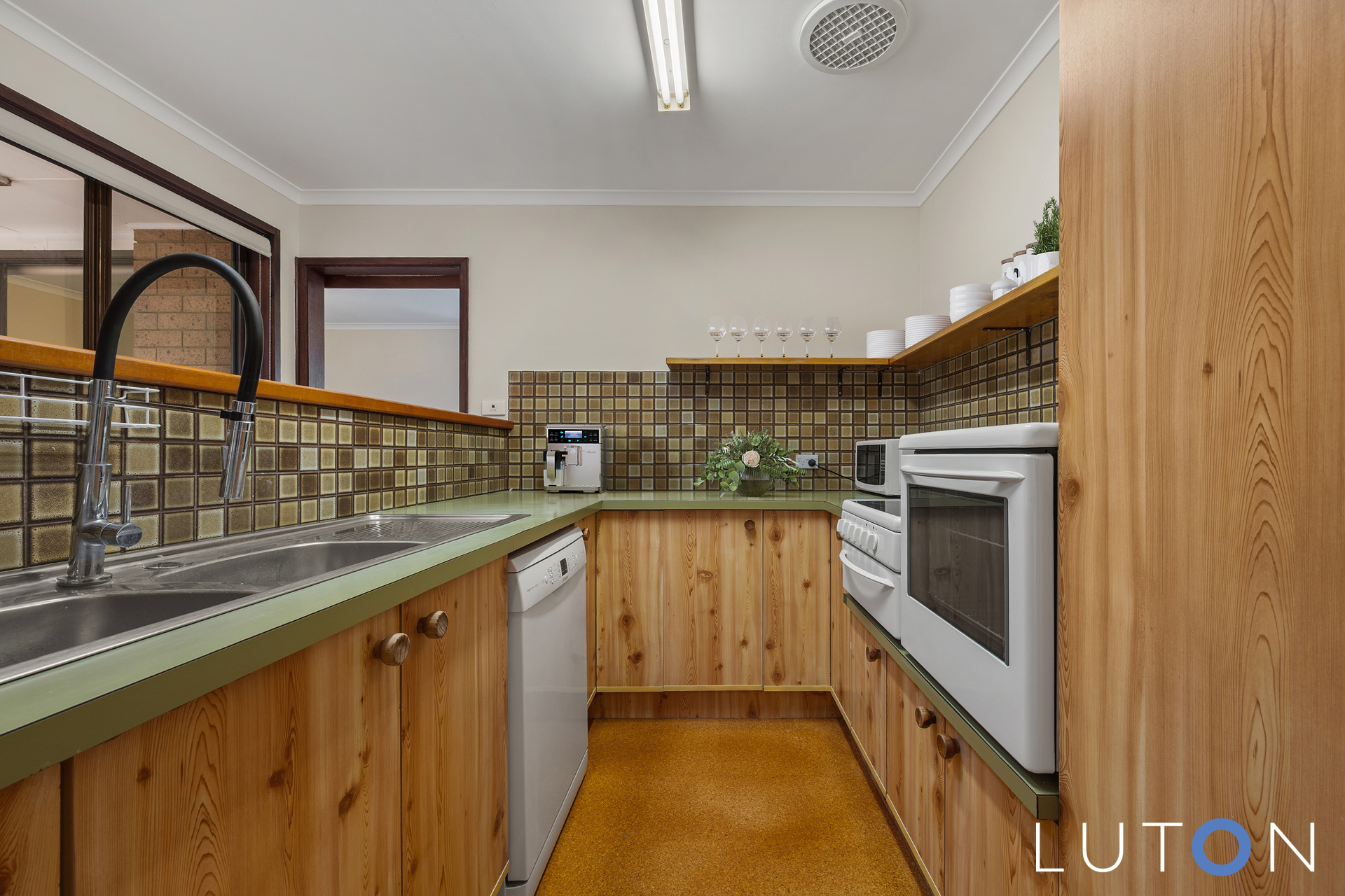 Photo of 19 Dore Court,, Evatt
				
						ACT
			2617